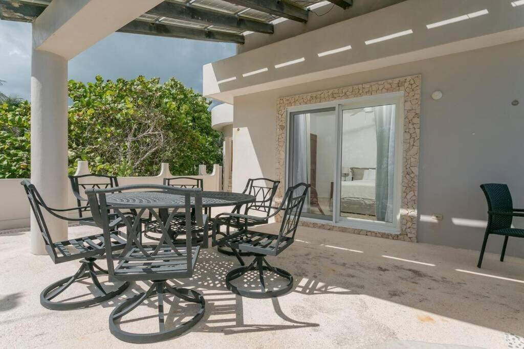Luxury 5-Br Beachfront Home In Tulum Casa Sofia Gato エクステリア 写真