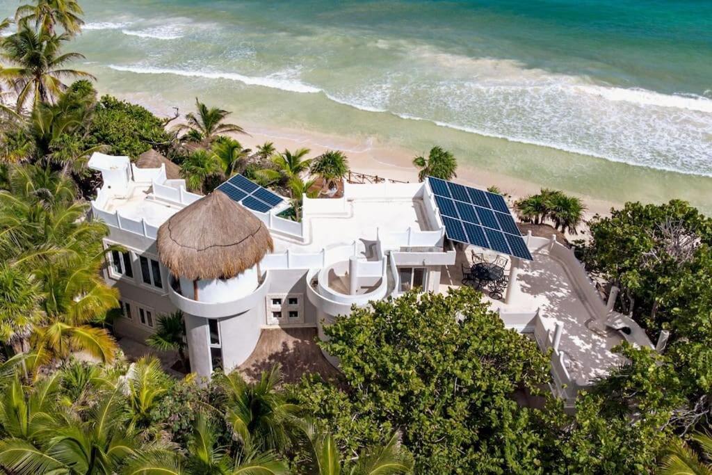 Luxury 5-Br Beachfront Home In Tulum Casa Sofia Gato エクステリア 写真