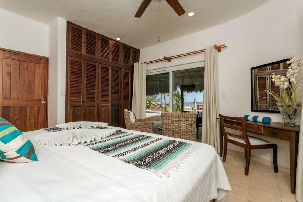 Luxury 5-Br Beachfront Home In Tulum Casa Sofia Gato エクステリア 写真